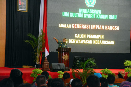 Panglima TNI Sampaikan Kuliah Umum di Kampus UIN Riau Pekanbaru