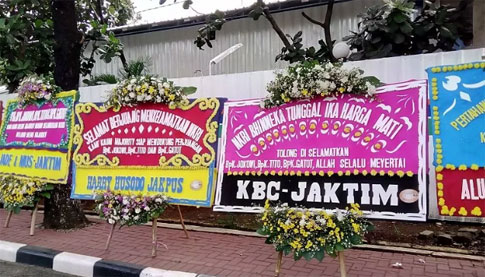 Fenomena Karangan Bunga untuk Gembosi Aksi 505?