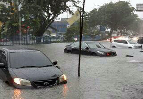 Pekanbaru Langganan Banjir, Tanggung Jawab Siapa?