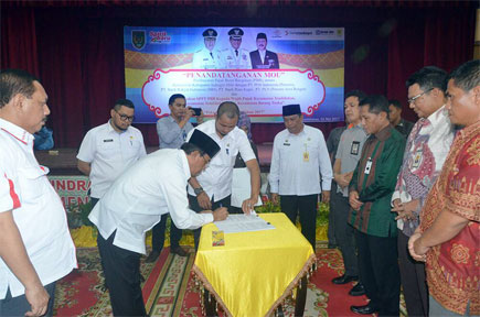 Bupati Inhil Tandatangani MoU Pembayaran PBB, Berharap Tingkatkan Pendapatan Daerah.