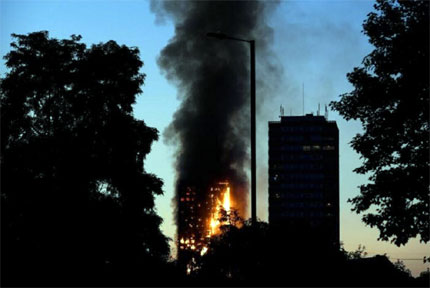 Korban Tewas Kebakaran Apartemen Grenfell London 58 Jiwa