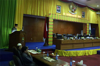 Bupati Siak Hadiri Paripurna Ranperda Inisiati Dewan