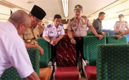 Bupati Tinjau Sarana Transportasi Pemberangkatan JCH Kloter I Inhil