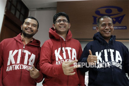ICW Sesalkan Cuitan Romli Atmasasmita Soal Dana Hibah