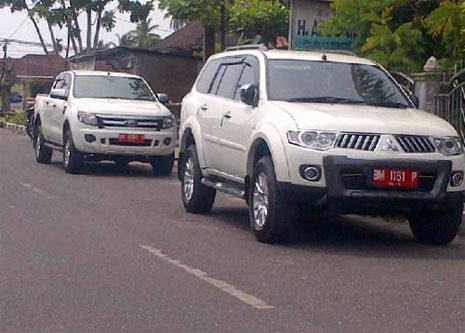 Tak Ada Alasan Lagi, Anggota DPRD Rohil Harus Kembalikan Mobnas