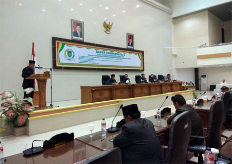 Pemkab Inhil Hadiri Paripurna Pengesahan Perubahan RPJMD Tahun 2013-2018