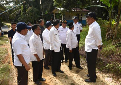 Bupati Kampar Tinjau Kebun PT Ciliandra Perkasa