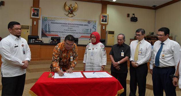 Pemprov Riau dan Bank Riau Kepri Tandatangani MoU Pelaksanaan Transaksi Non Tunai