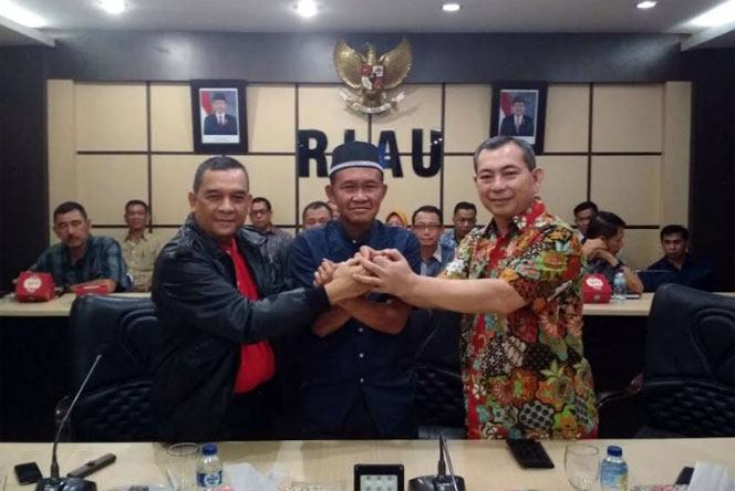 Dihadiri Danrem 031/WB dan Kabinda, Kapolda Riau Klarifikasi Berita Hoax Singgung Institusi TNI