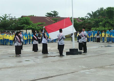 SMA Negeri 1 Kepenuhan Peringati Hari Guru Ke-72