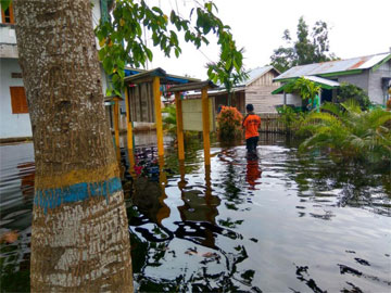 Bupati Instruksikan BPBD Inhil Dirikan Posko Siaga Banjir di Kecamatan Batang Tuaka