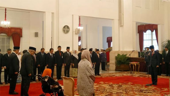 Jokowi Anugerahkan Gelar Pahlawan Nasional kepada 4 Tokoh