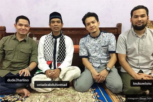 Tiga Artis Bangga Bisa Dengarkan Tausiyah Ustaz Abdul Somad