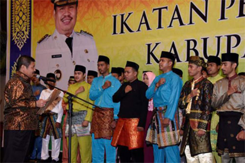 Bupati Bengkalis Lantik IPMKB Pekanbaru Periode 2017-2019