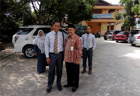 Pererat Silaturahmi Antar Sekolah, SMPN Bernas Pelalawan Kunjungi SMPN 4 Pekanbaru