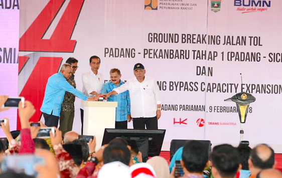 Jokowi Groundbreaking Tol Padang-Pekanbaru, Gubri: Terima Kasih Pak Presiden