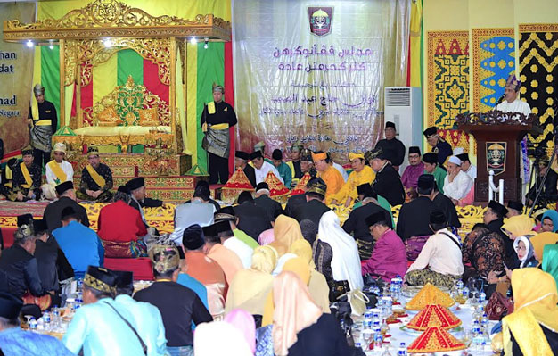 Dianugerahi Gelar Adat dari LAM, Andi Rachman Sebut UAS Aset Riau