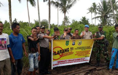 Babinsa Desa Bekawan dan Babinkamtibmas Patroli Bersama