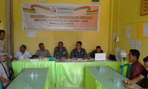 Danramil 07/Reteh Sosialisasi Di Panwaslu Kecamatan Reteh