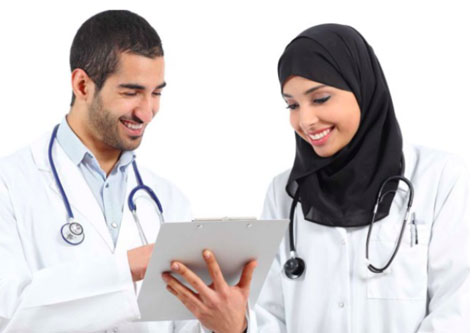 Kisah Dokter yang Ditolak Kerja karena Berhijab