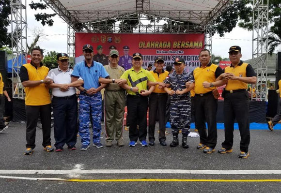 Olahraga Bersama Wujud Sinergitas TNI-Polri Di Provinsi Riau