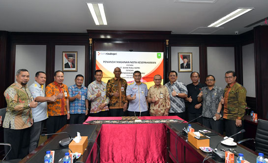 Disdik Riau Dan BRK MoU Dana Bosnas, Bosda dan Sertifikasi Guru Riau