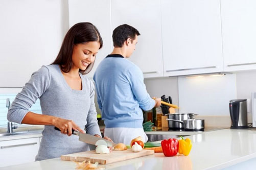 4 Alasan Mengapa Masak di Rumah Jadi Pilihan Terbaik