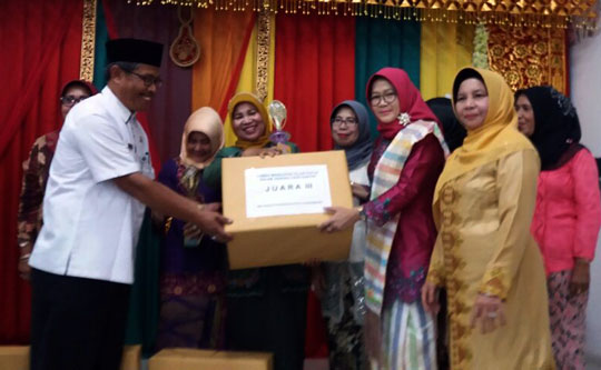 Dharmawanita Dinas Pendidikan Pekanbaru Gelar Berbagai lomba