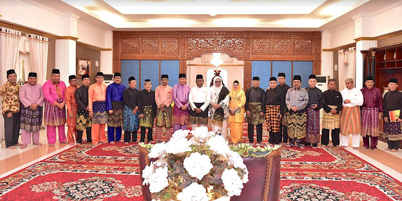 H Wan Thamrin Hasyim Terima Gelar Adat Datuk Seri Timbalan Setia Amanah