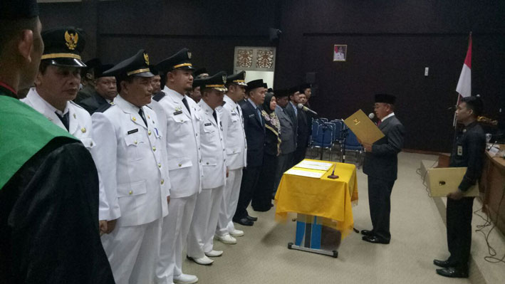 Lantik 75 Pejabat OPD, Bupati Harris ‘Sentil’ HP Pejabat Banyak Tak Aktif