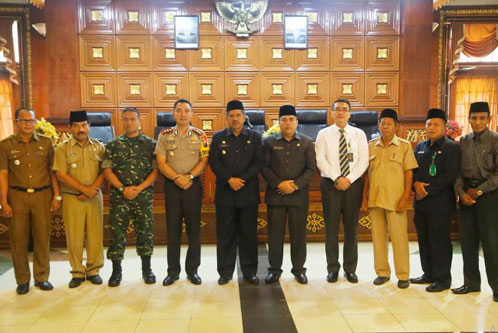 Antisipasi Warga Mencurigakan, Plt Bupati Siak Minta RT/RW Data Warga Baru