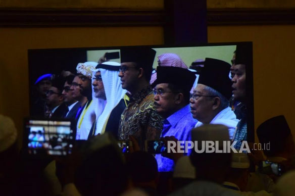 Merajut Persatuan di Tengah Perselisihan Umat Islam