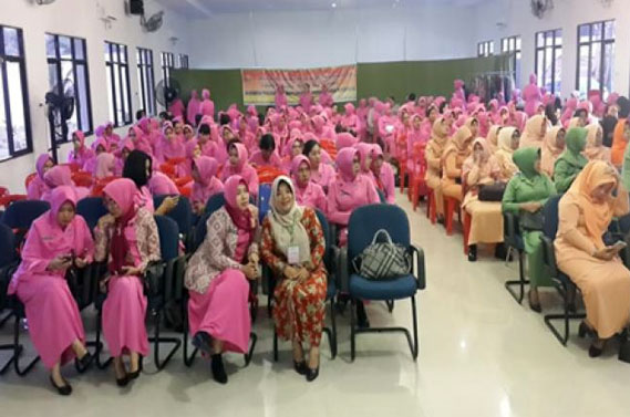 Ratusan Ibu Bhayangkari Bengkalis Ikuti IVA Test