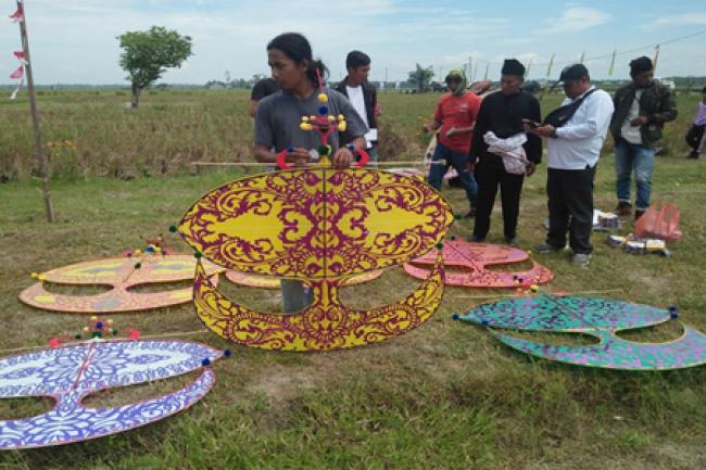 Gandeng Siak, Dispar Gelar Festival Layang-layang Tradisional I se-Riau 2018