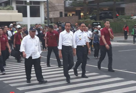 Alasan Anies Ajak Jokowi Tinjau JPO HI yang Dirobohkan