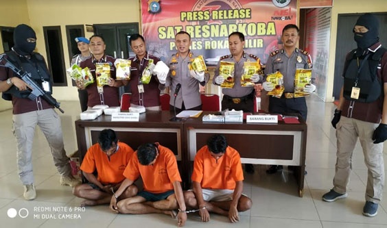 Bawa 15 Kg Shabu dari Malaysia, Tiga Warga Rohil Terancam Hukuman Mati