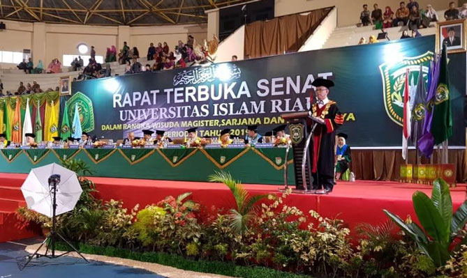 UIR Wisuda 1.236 Mahasiswa