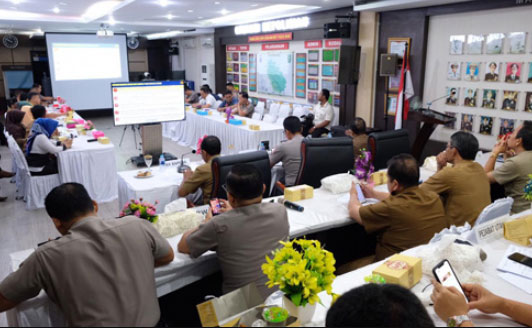 Wakapolda Riau Pimpin Vidcon Bersama OPD Pemrov Terkait Arahan Kasatgas Bansos