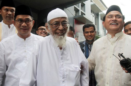 Jokowi Bebaskan Abu Bakar Ba’asyir Pekan Depan