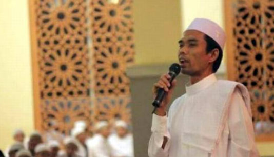 Nama Ustadz Abdul Somad Dibaiat Habib Lutfi Jadi Syekh, Apa Beda Gelarnya?