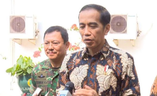 Jokowi Cabut Larangan Rapat di Hotel dari Mendagri