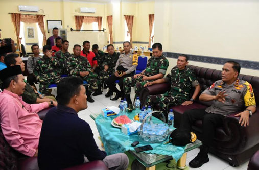 Danrem 031/WB, Kapolda Riau Dan Danlanud RSN Patroli Karhutla
