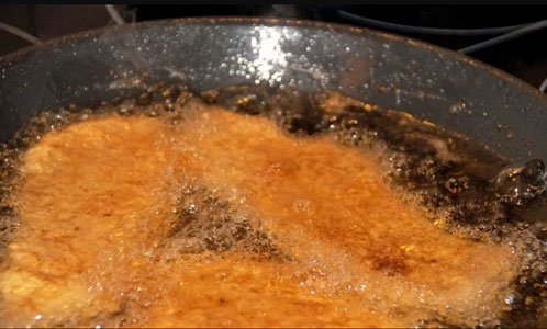 Jangan Ngaku Jago Masak, Kalau Lakukan 7 Kesalahan Ini saat Menggoreng