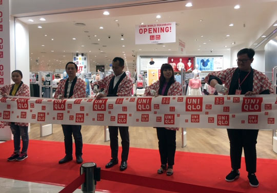 Dari Tokyo ke Pekanbaru, UNIQLO Resmi Buka Toko Pertama di Living World