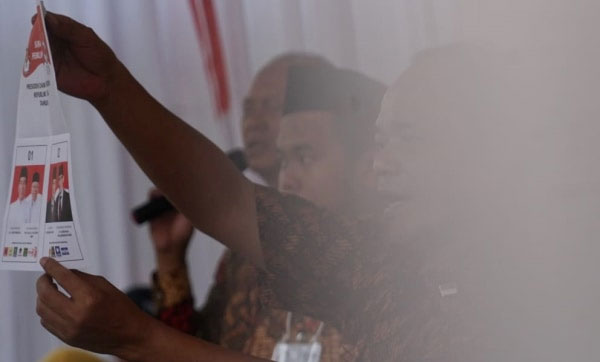 Pahlawan Demokrasi yang Gugur saat Kawal Pemilu 2019