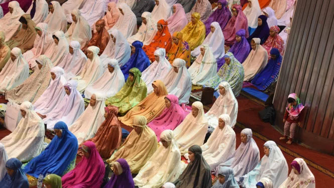 Manfaat Luar Biasa Salat Tarawih, Perbaiki Fungsi Paru