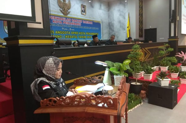Dipimpin Nofrizal, Paripurna Laporan Reses DPRD Pekanbaru Sepi, Beberapa Dewan Pilih Pulang