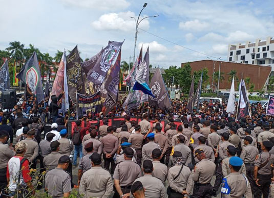 Pemprov Riau Adukan Dolly San David Supporter Curva Nord ke Polda