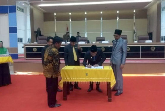 Sah, APBD-P Rohil Diketuk 2,4 Triliun