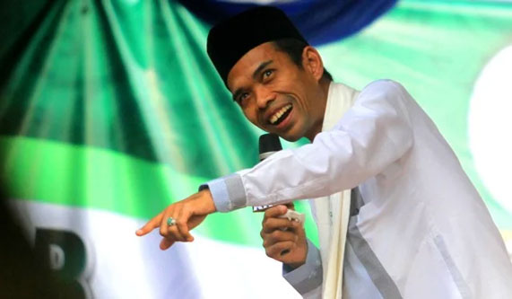 Ustaz Abdul Somad Ajarkan Anggota DPRD Doa Anti-Kolesterol